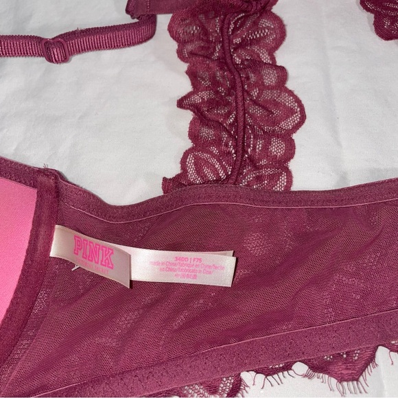 NWOT- Victoria Secret | Lace Bra - Size 34DD - Picture 3 of 3